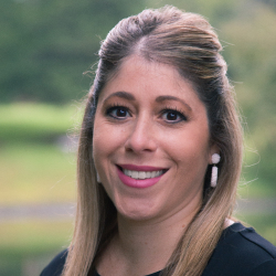 Lisa Pelrine